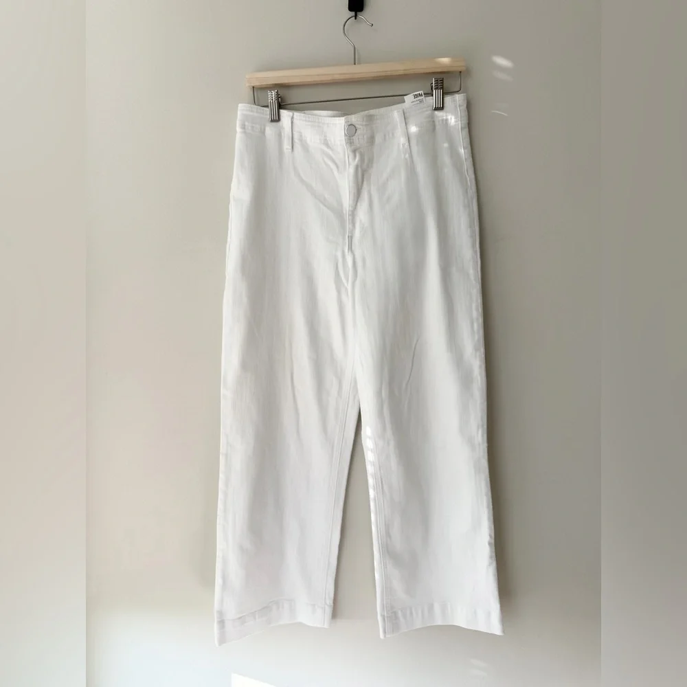 Paige Nellie Cropped White Jeans, NWT - Picture 5 of 7
